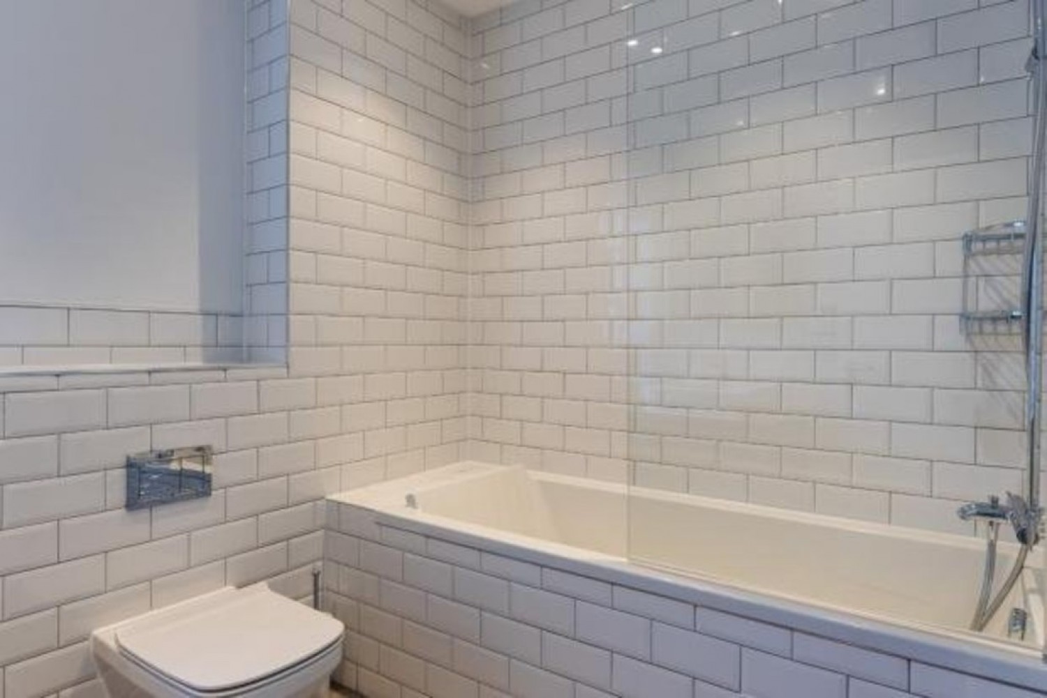 3 bedroom Flat for Letting St Pauls House, St Pauls Square, Jewellery Quarter, B3