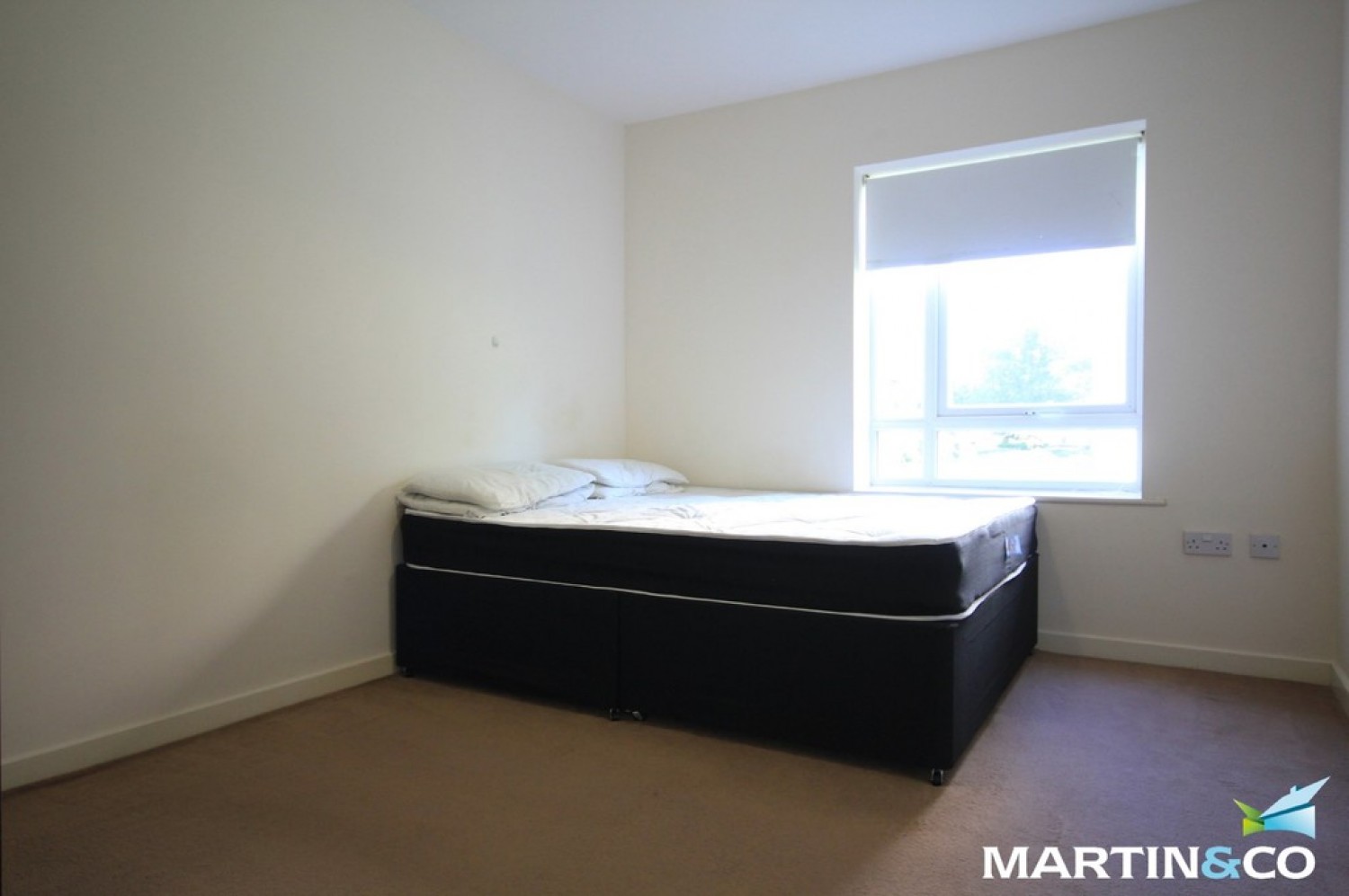 2 bedroom Flat for Letting Attwood Court, Stone Road, Edgbaston, B15