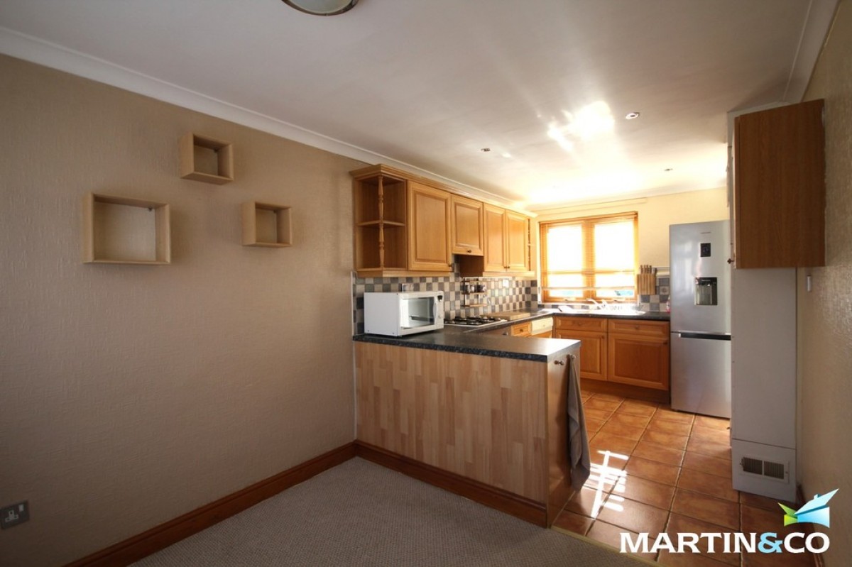 Leahurst Crescent, Harborne, B17