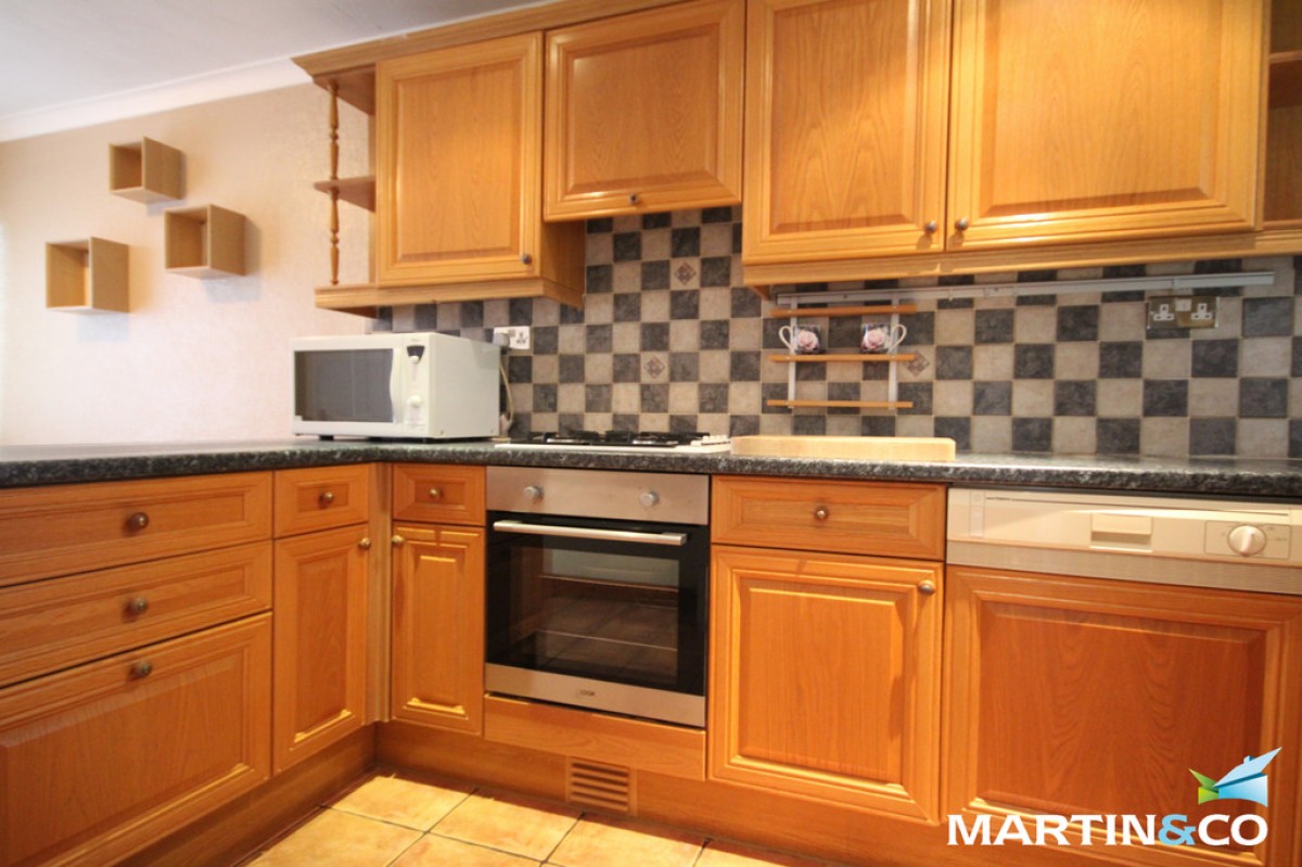 Leahurst Crescent, Harborne, B17