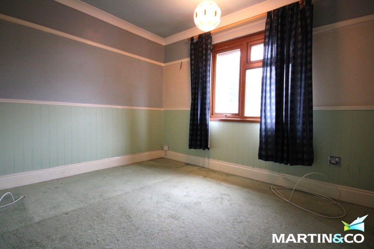 Leahurst Crescent, Harborne, B17
