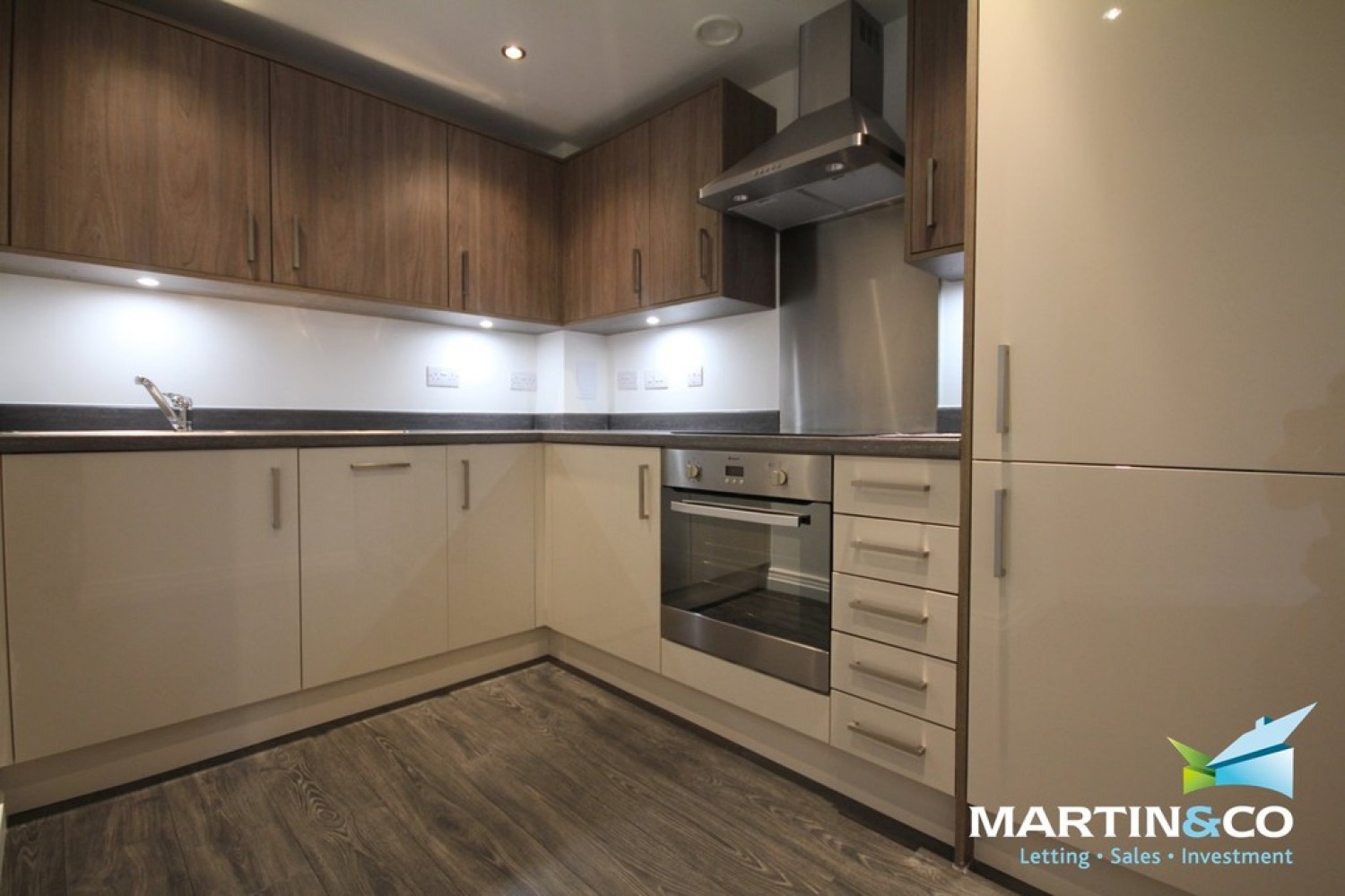 2 bedroom Flat for Letting Metalworks, Warstone Lane, Jewellery Quarter, B18