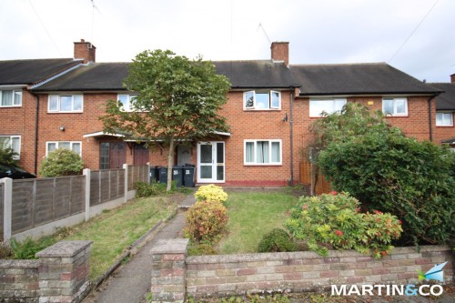 Capern Grove, Quinton, B32