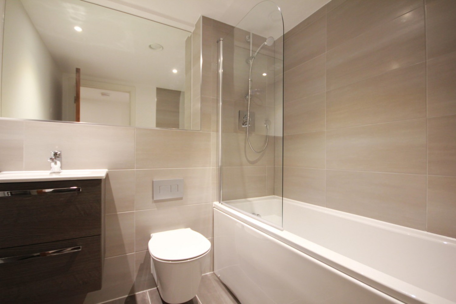 1 bedroom Flat for Letting Tenby House, Tenby Street South, Jewellery Quarter, B1