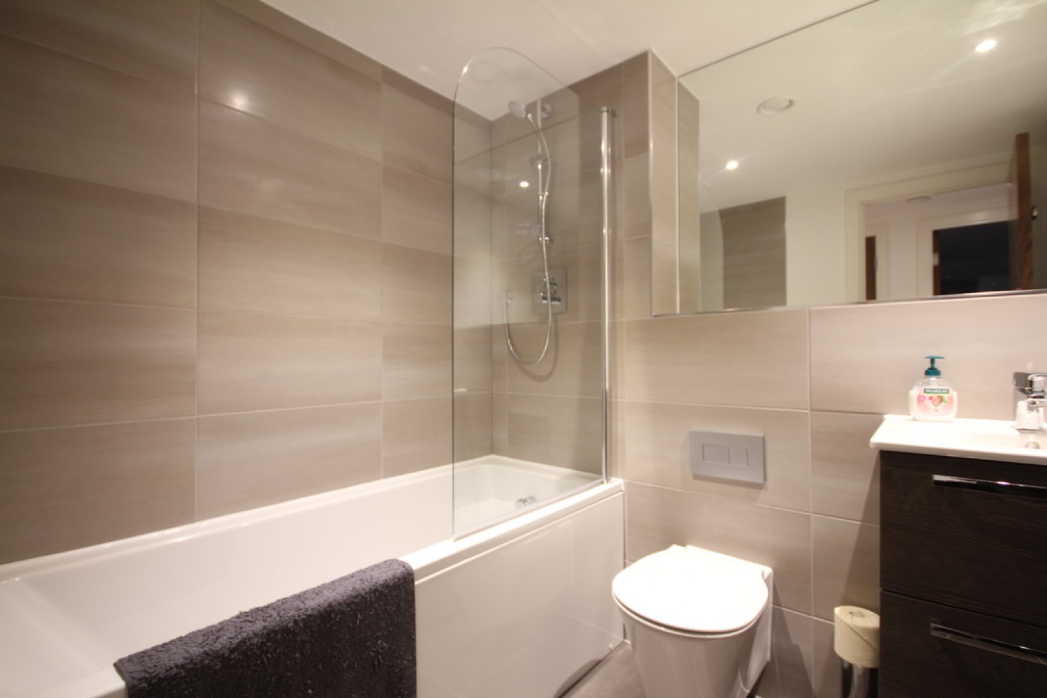 1 bedroom Flat in Tenby House, Tenby Street South, Jewellery Quarter, B1