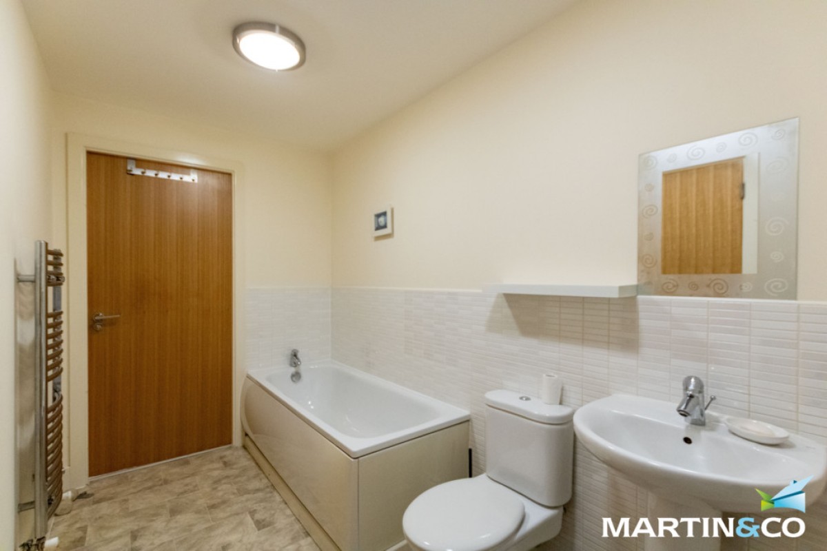 Mason Way, Park Central, B15