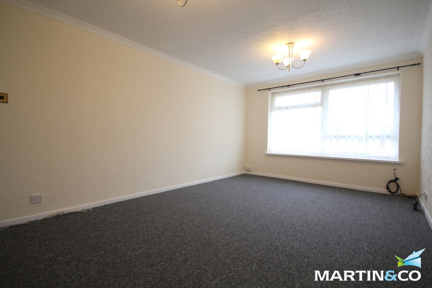 2 bedroom Flat for Letting Overton Place, West Bromwich, B71