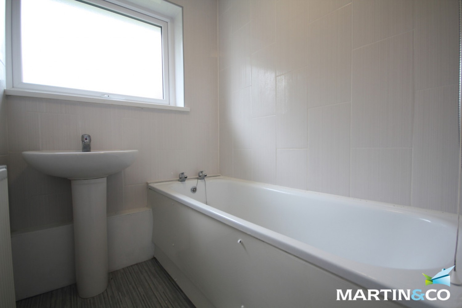 2 bedroom Flat for Letting Overton Place, West Bromwich, B71