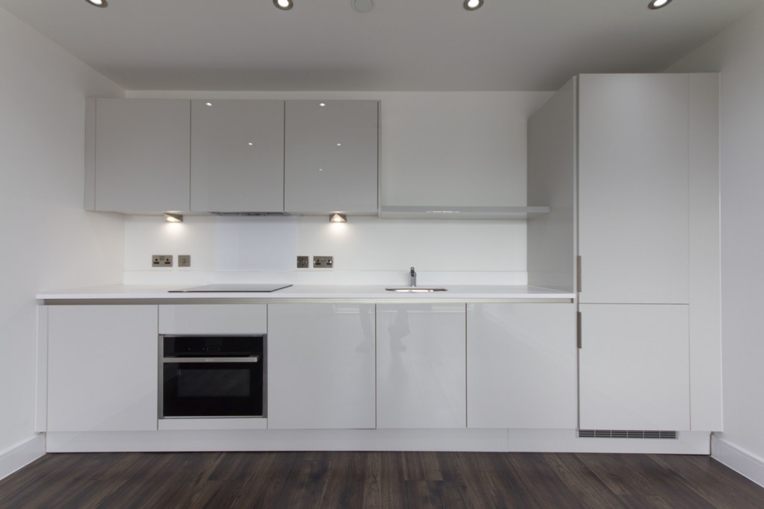 2 bedroom Flat for Letting The Quadrant, Sand Pits, Birmingham, B1