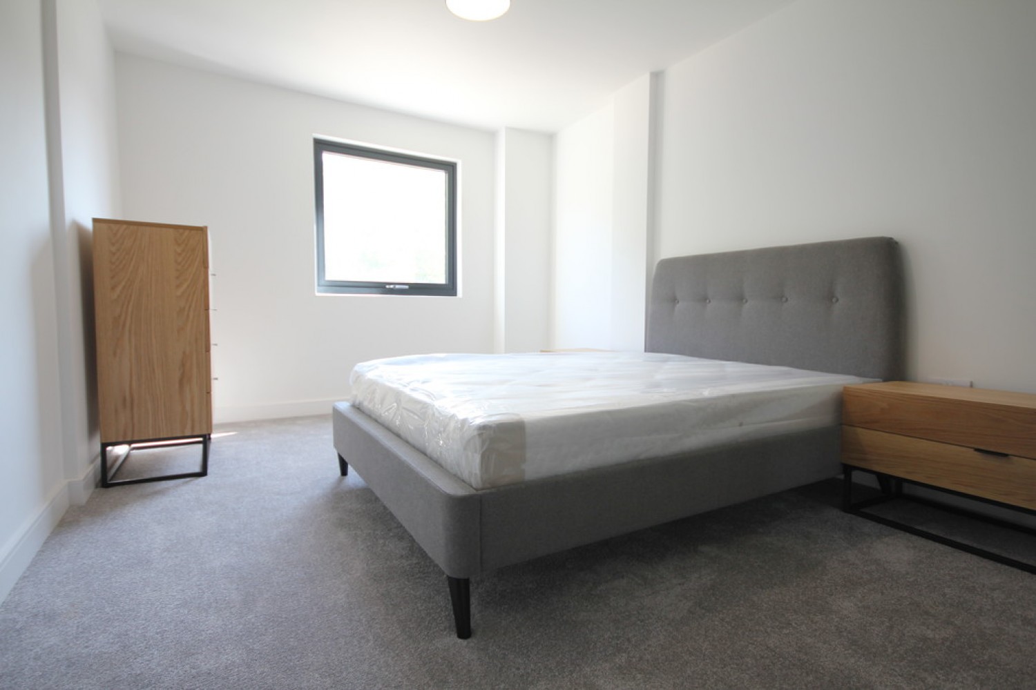 2 bedroom Flat for Letting The Quadrant, Summer Hill Street, Birmingham, B1