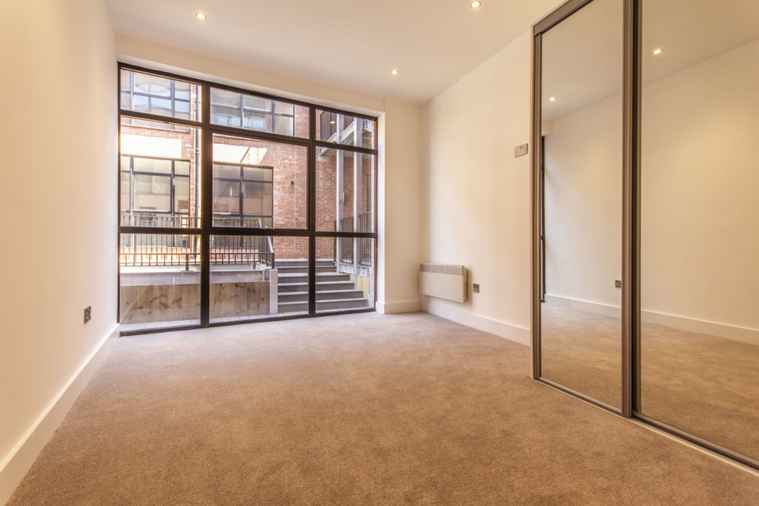 2 bedroom Flat in Tenby Heights, Tenby Street North, Jewellery Quarter, B1