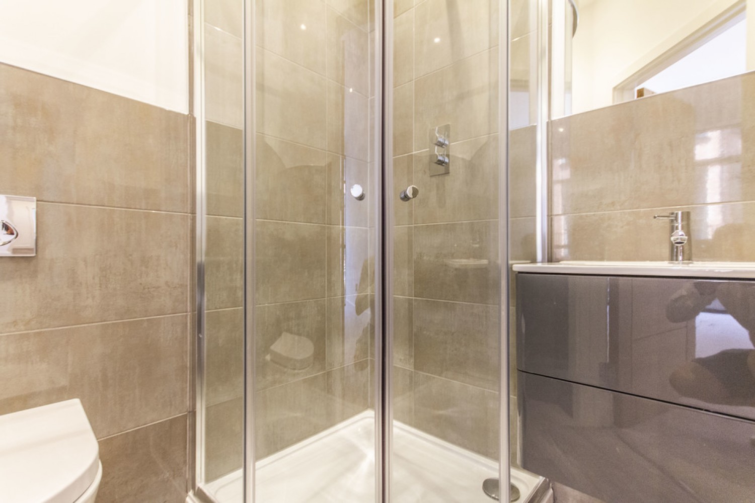 2 bedroom Flat in Tenby Heights, Tenby Street North, Jewellery Quarter, B1