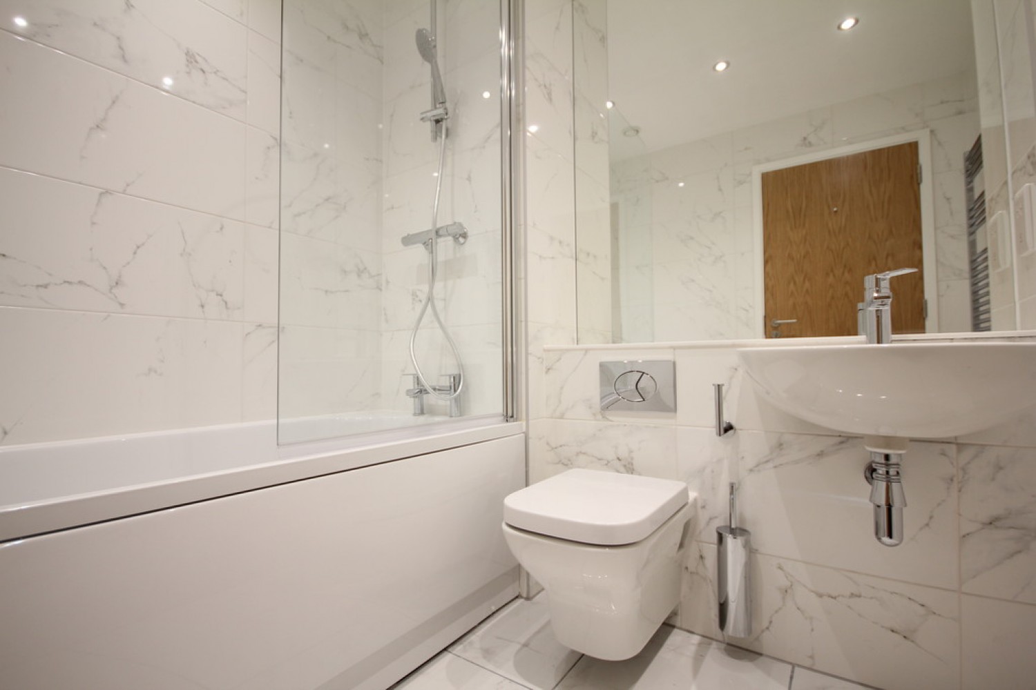 2 bedroom Flat for Letting The Axium, Windmill Street, Birmingham, B1