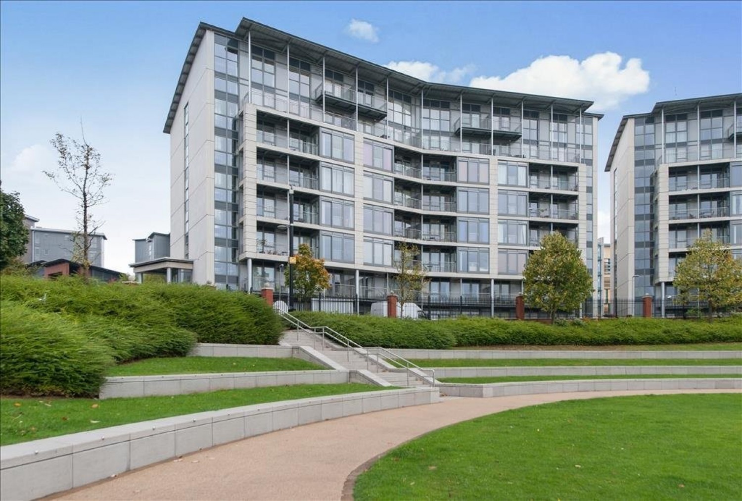 Longleat Avenue, Park Central, B15