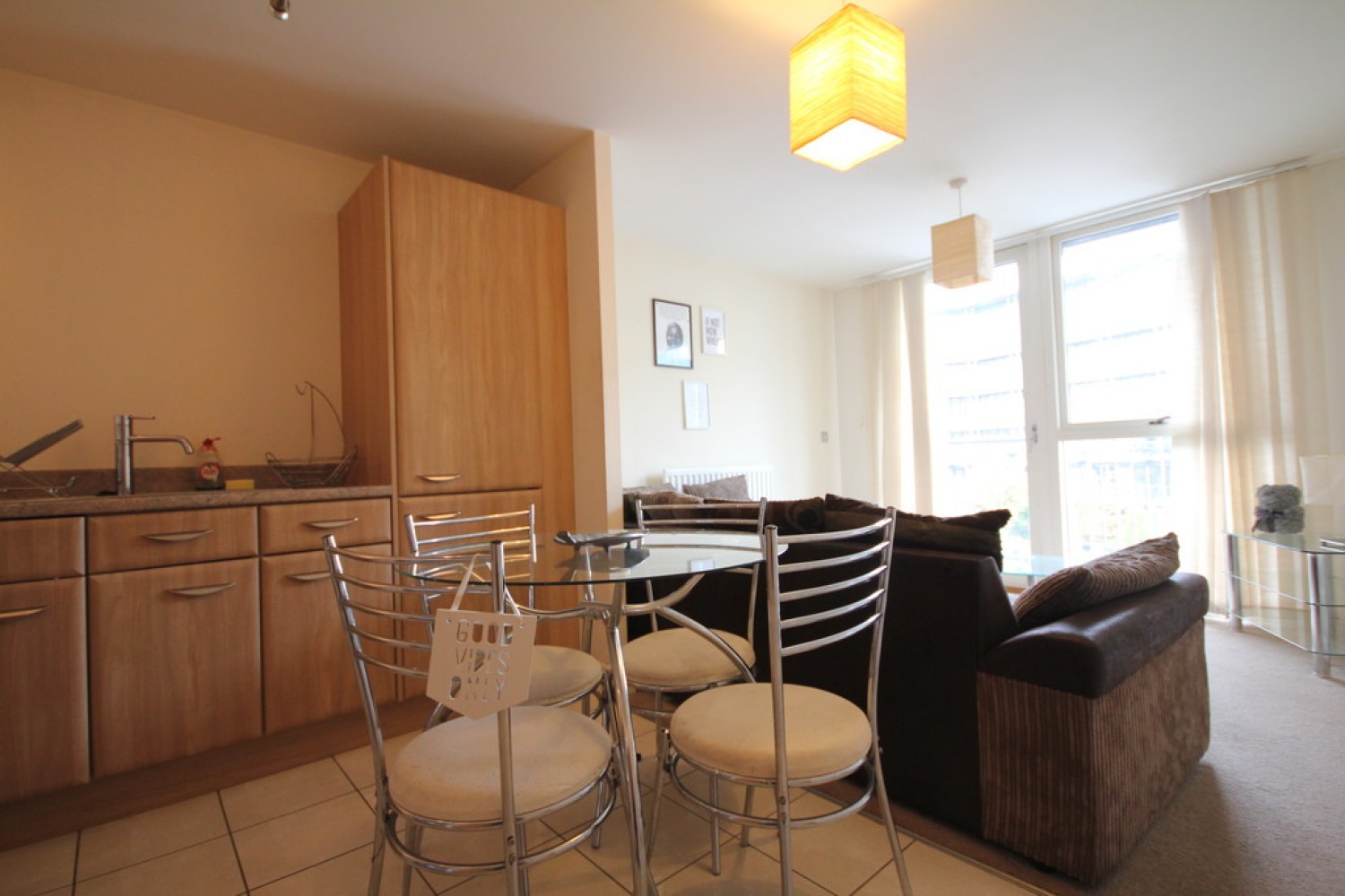 Longleat Avenue, Park Central, B15