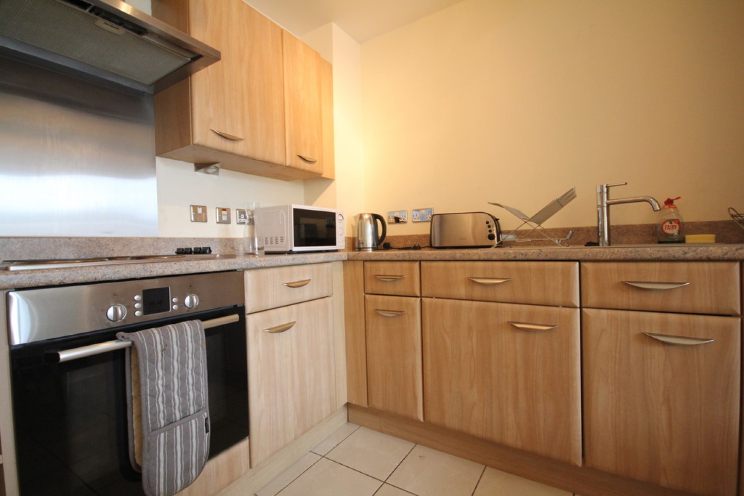 Longleat Avenue, Park Central, B15