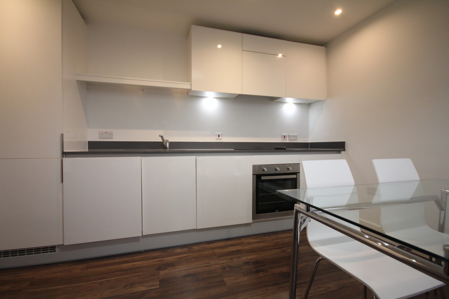 2 bedroom Flat for Letting Broadway, Broad Street, Birmingham, B15