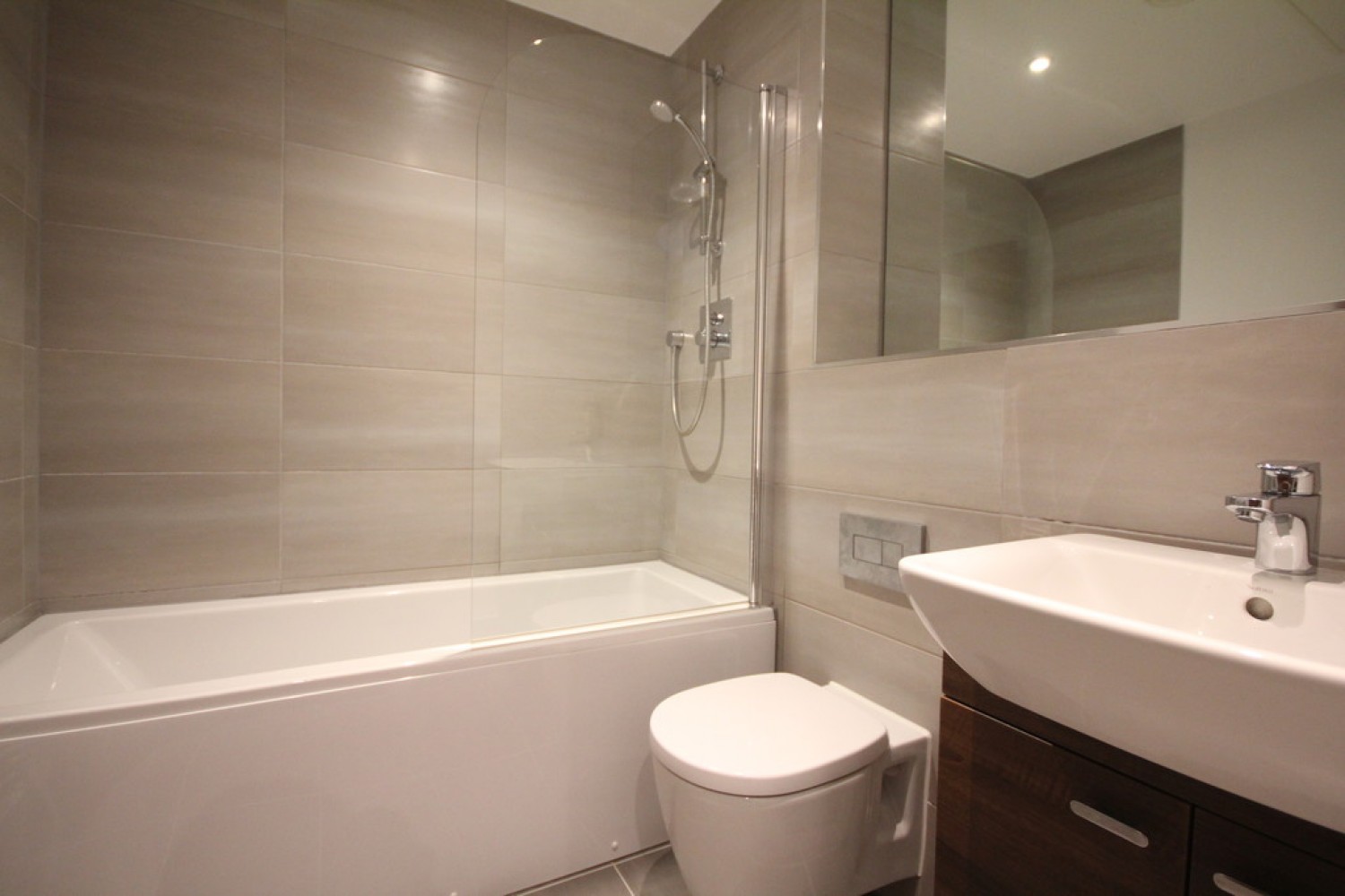 2 bedroom Flat for Letting Broadway, Broad Street, Birmingham, B15