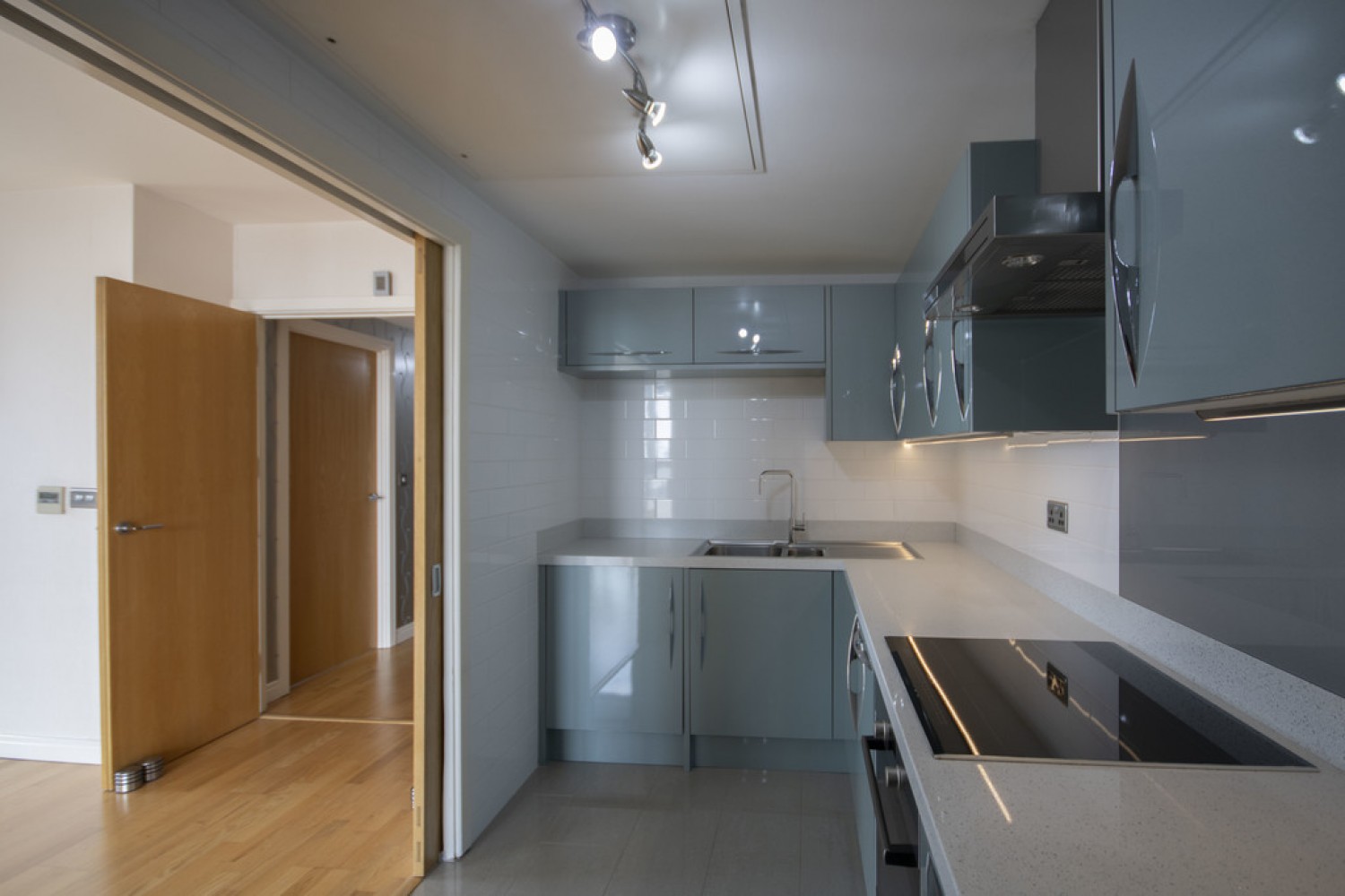 3 bedroom Flat for Letting Centenary Plaza, Holliday Street, Birmingham, B1