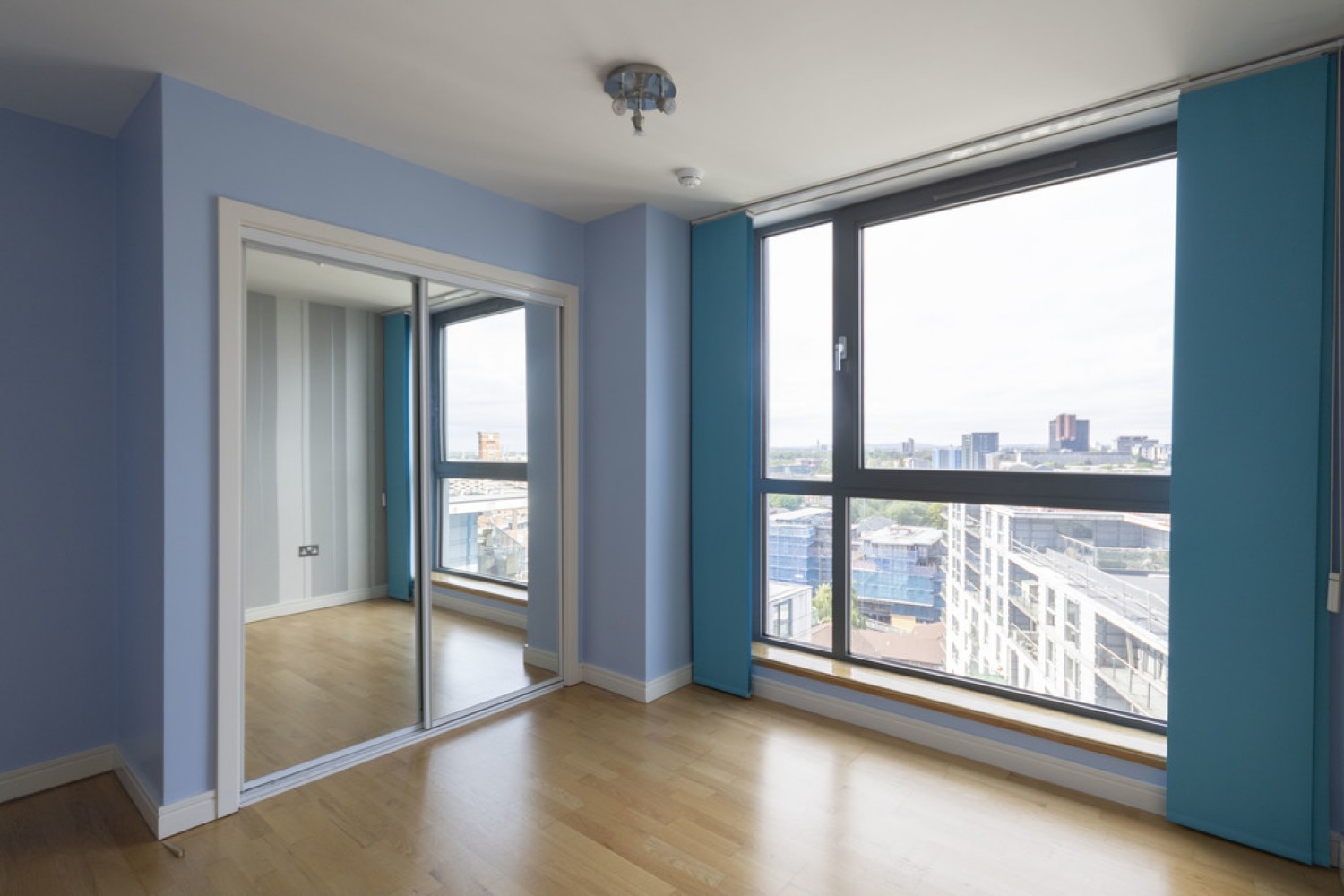 3 bedroom Flat for Letting Centenary Plaza, Holliday Street, Birmingham, B1