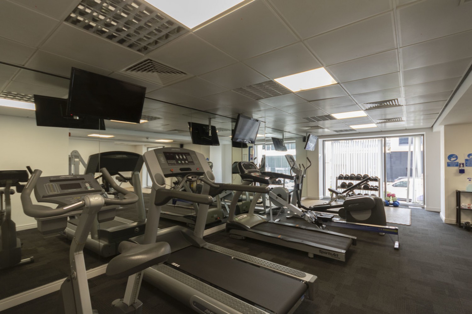 3 bedroom Flat for Letting Centenary Plaza, Holliday Street, Birmingham, B1