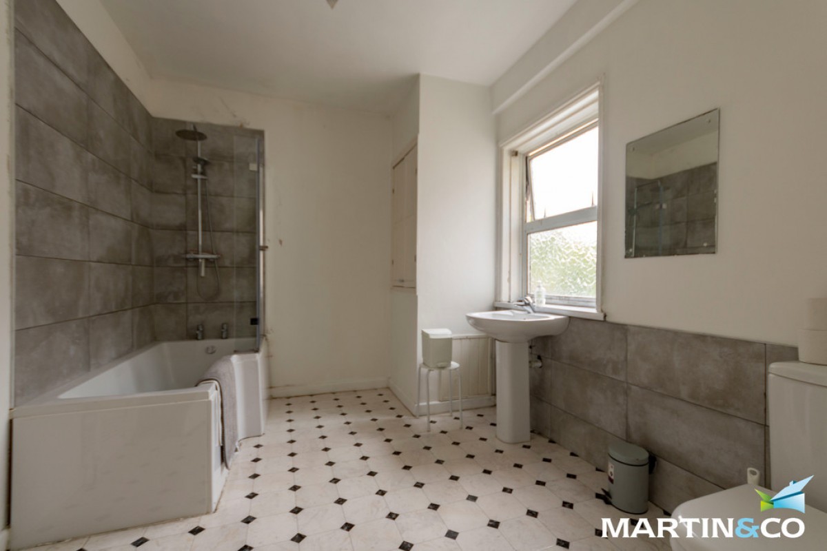 Greenfield Road, Harborne, B17