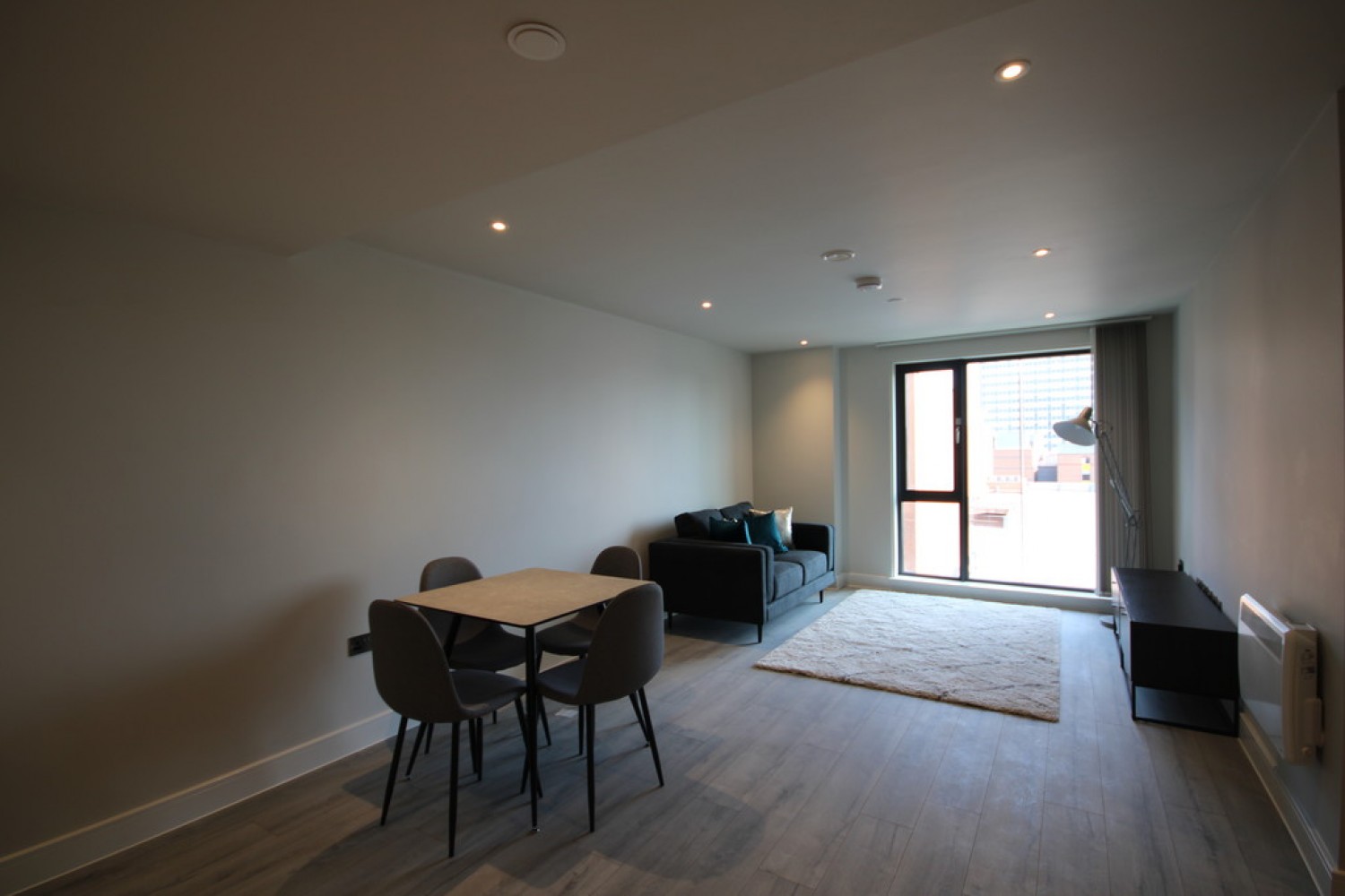 2 bedroom Flat for Letting St Martins Place, Broad Street, Birmingham, B15