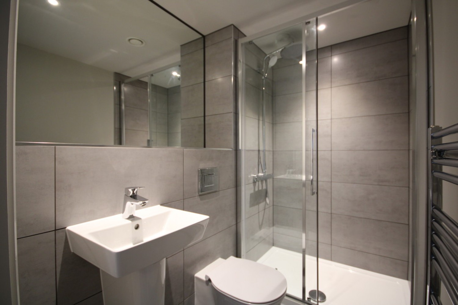 2 bedroom Flat for Letting St Martins Place, Broad Street, Birmingham, B15