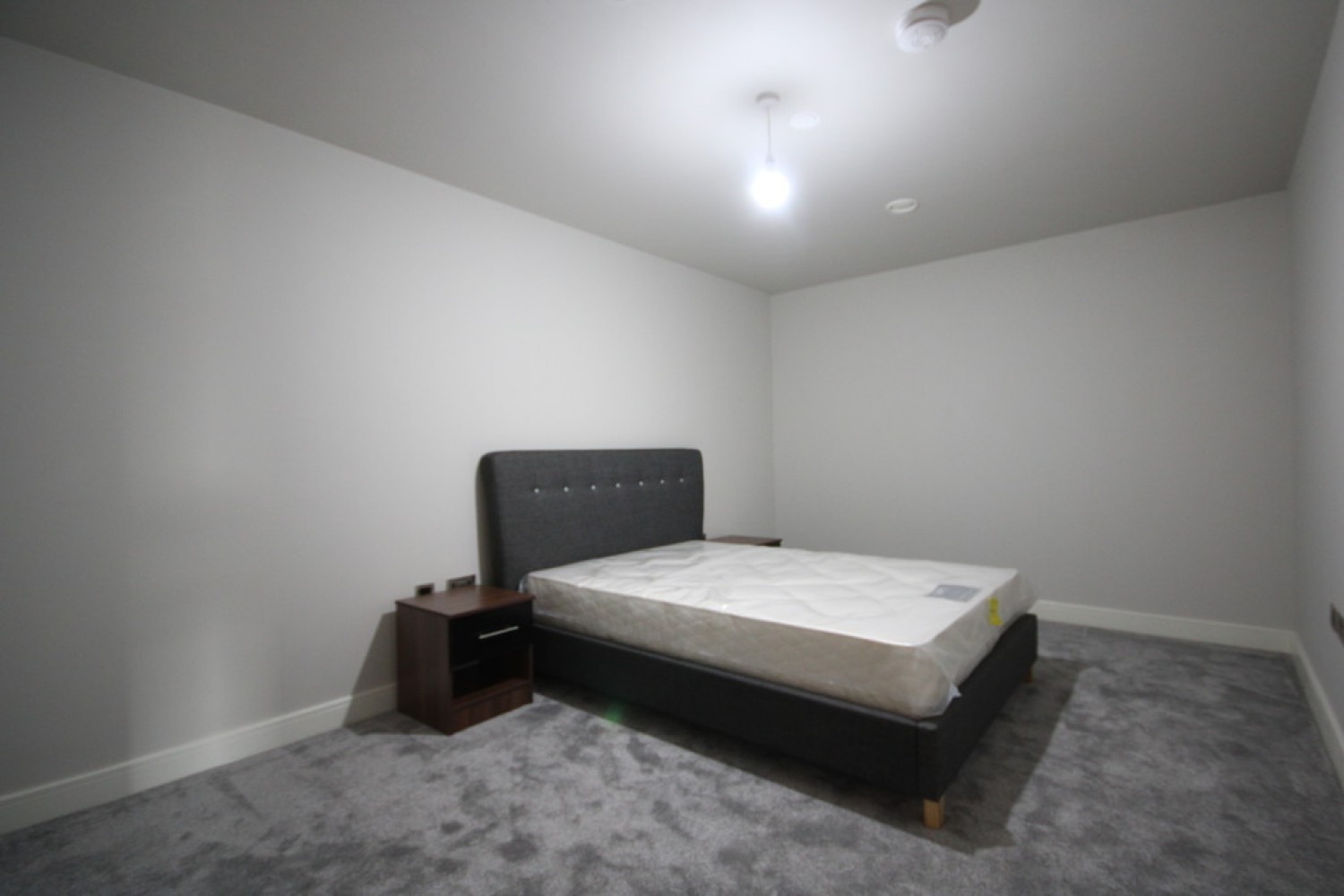 2 bedroom Flat for Letting St Martins Place, Broad Street, Birmingham, B15