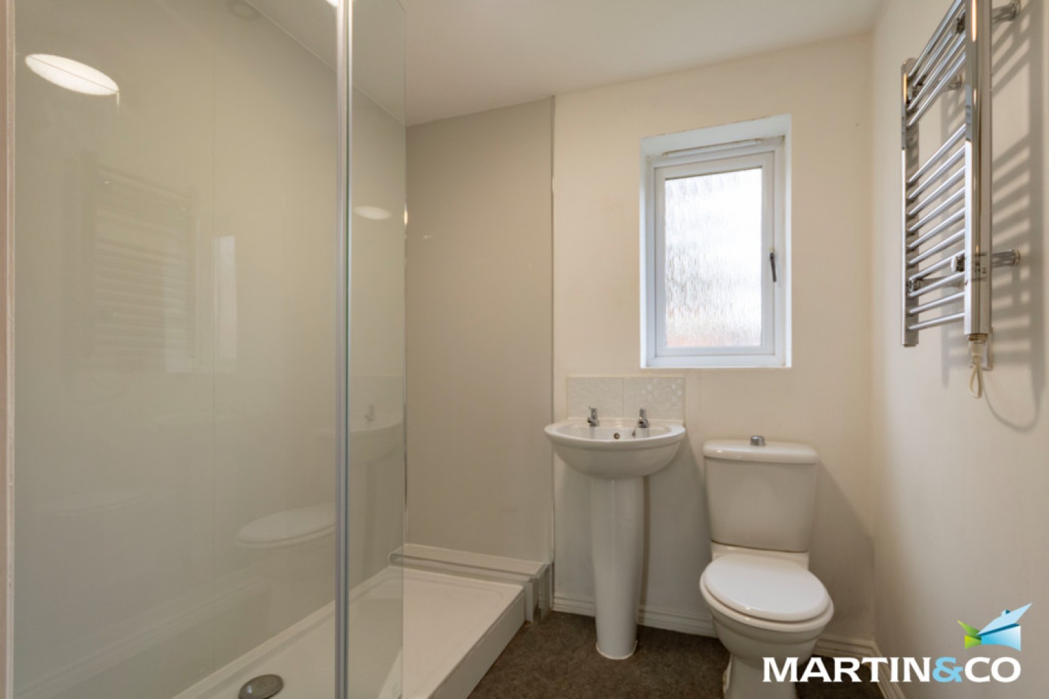 2 bedroom Flat for Letting Foxoak Street, Cradley Heath, B64