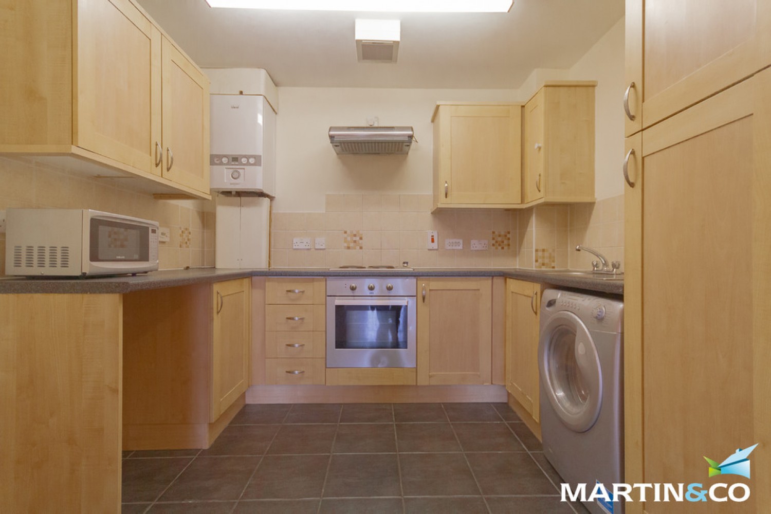 2 bedroom Flat for Letting Kingfisher House, Kingfisher Way, Tipton, DY4