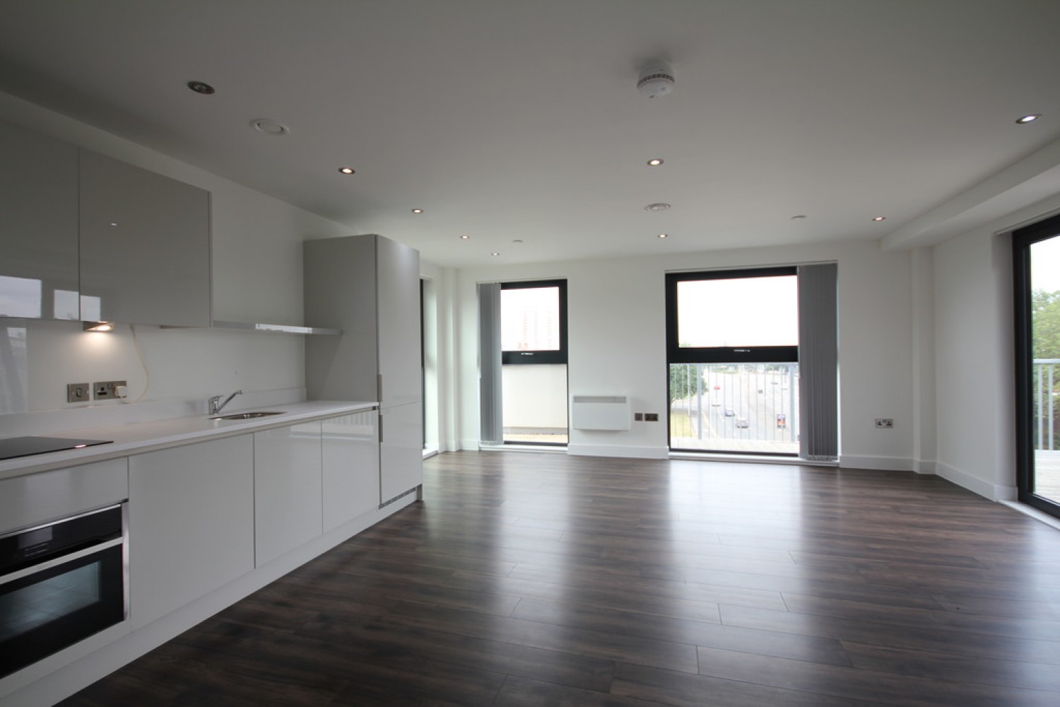 2 bedroom Flat for Letting The Quadrant, Sand Pits, Birmingham, B1