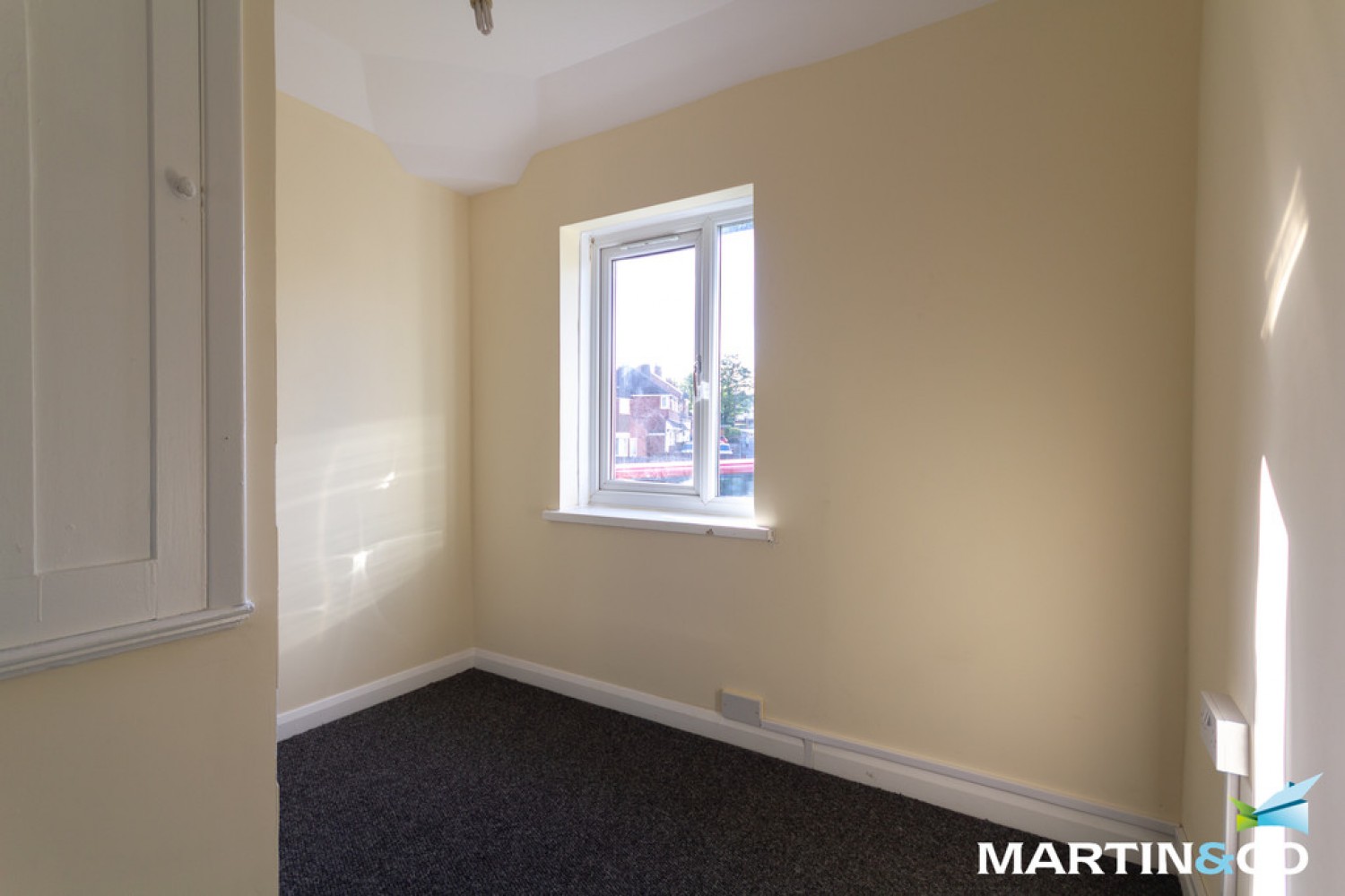 3 bedroom House for Letting Thimblemill Road, Smethwick, B67