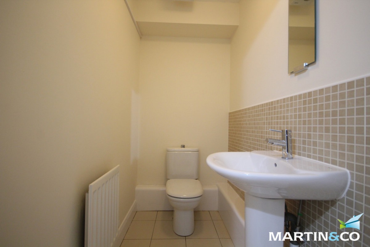 Bell Barn Road, Park Central, B15