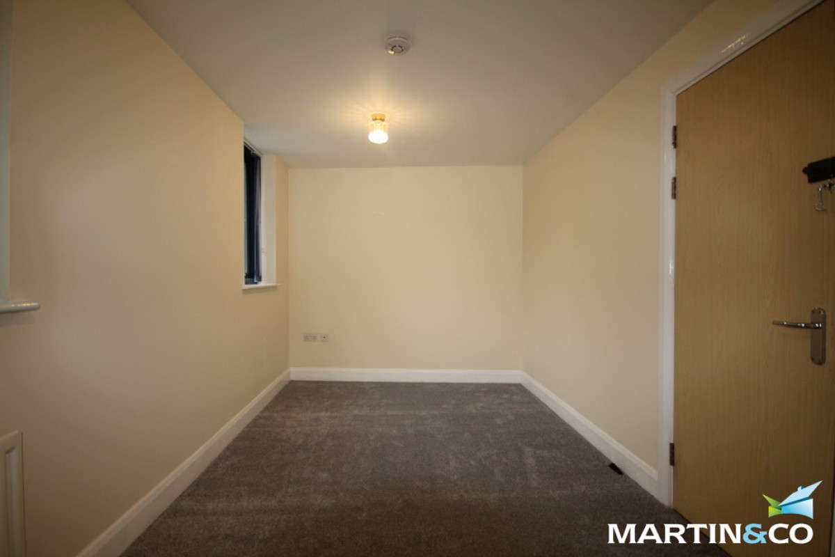 Bell Barn Road, Park Central, B15