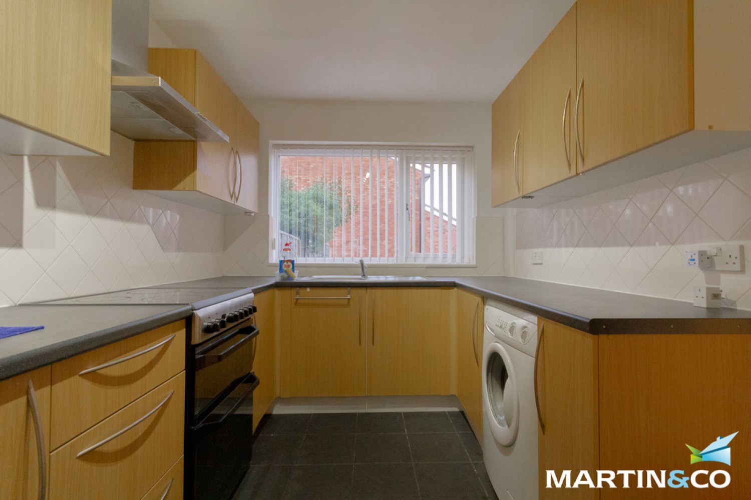 Thornhurst Avenue, Quinton, B32