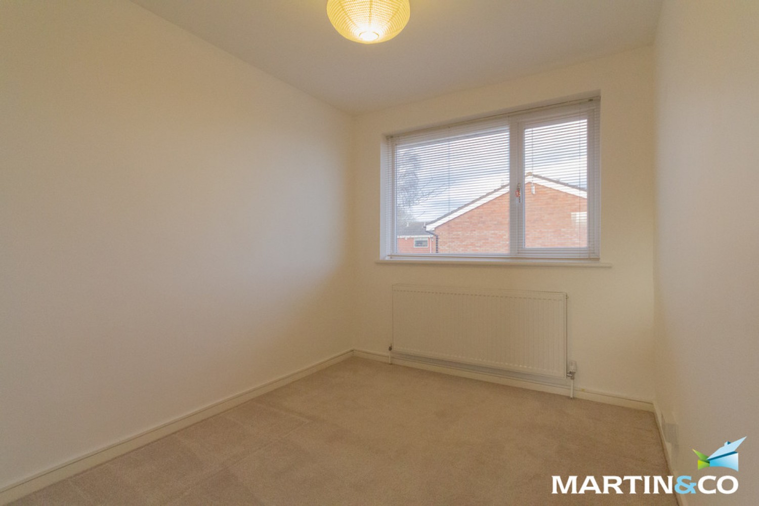 Thornhurst Avenue, Quinton, B32