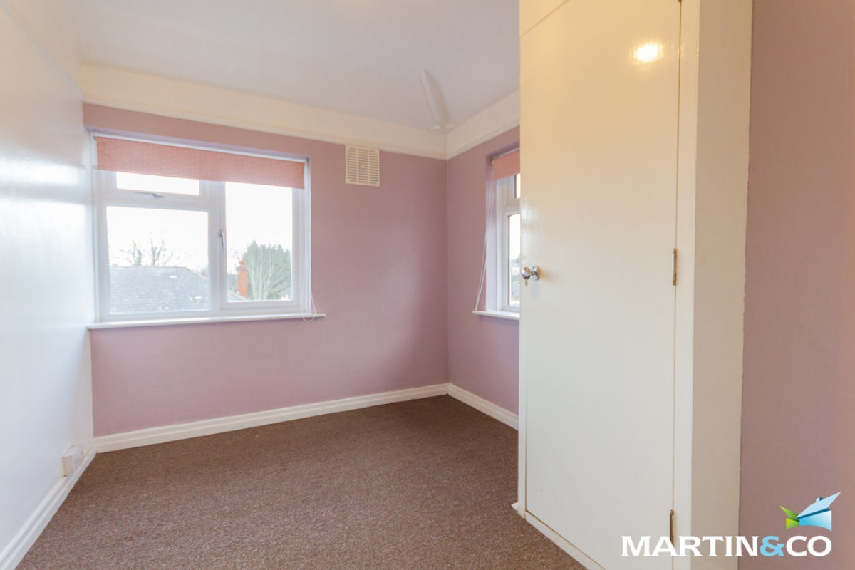 Hare Grove, Northfield, B31