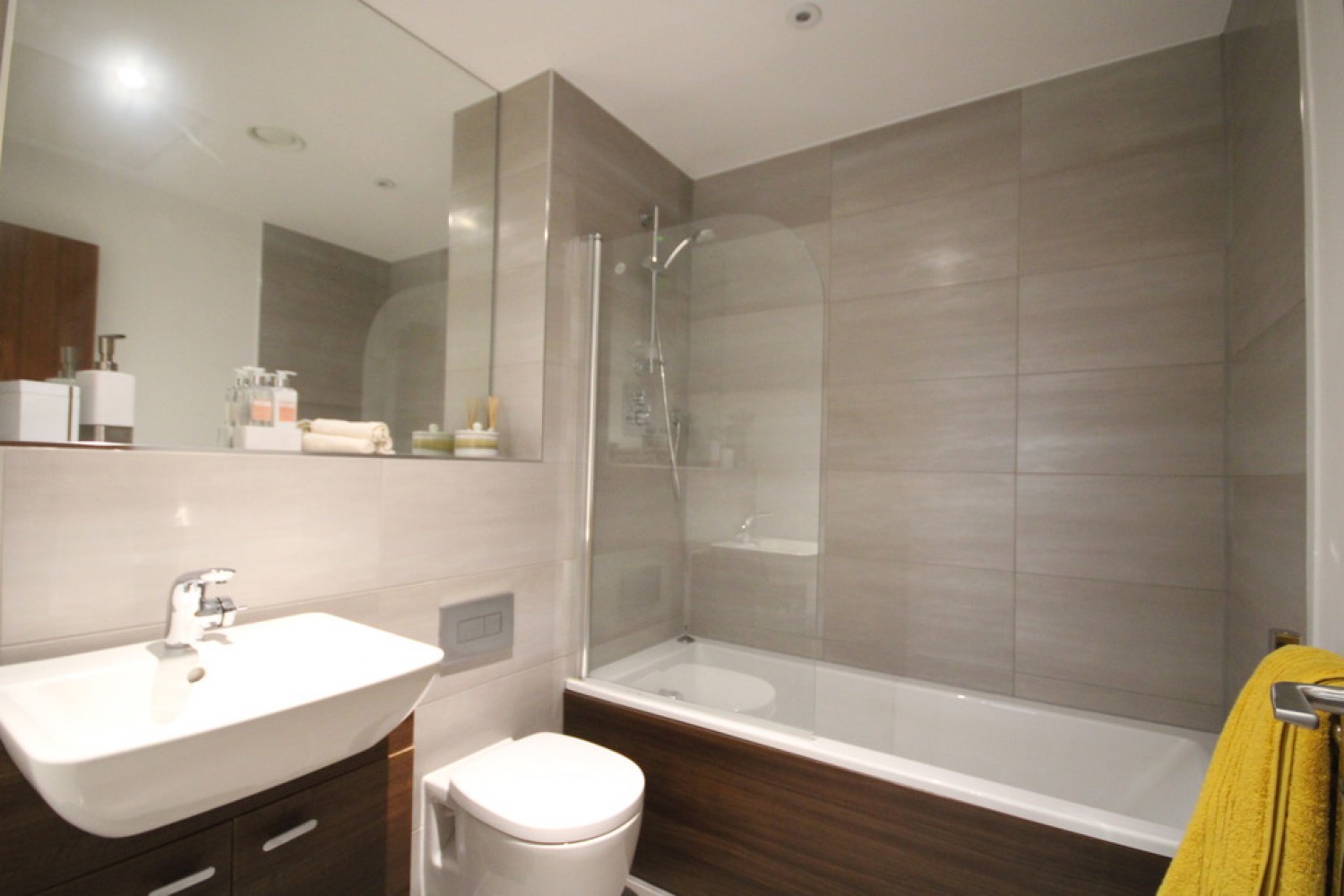 2 bedroom Flat for Letting Broadway Residences, Broad Street, Birmingham, B15