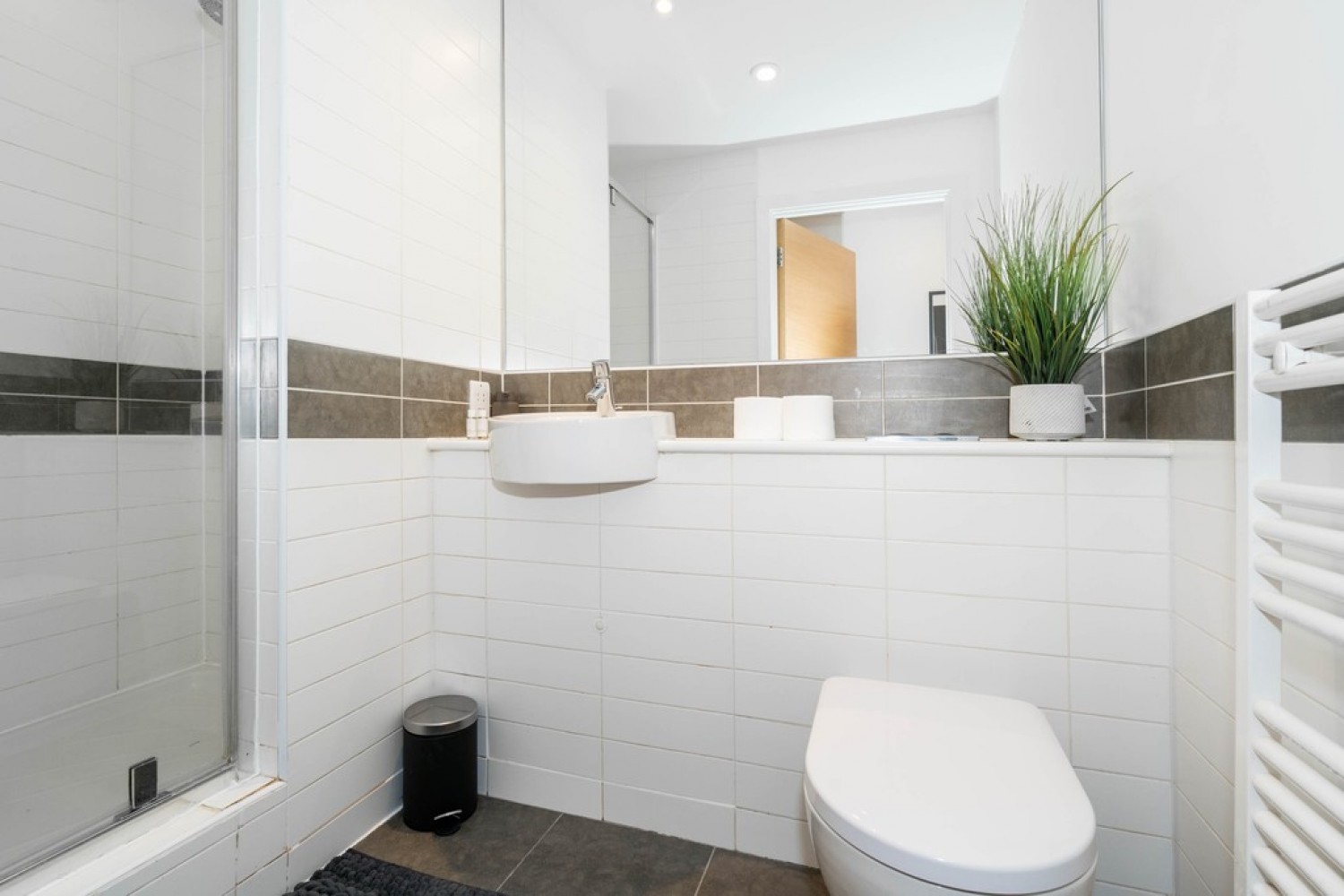 1 bedroom Flat for Letting Canal Wharf, Waterfront Walk, Birmingham, B1