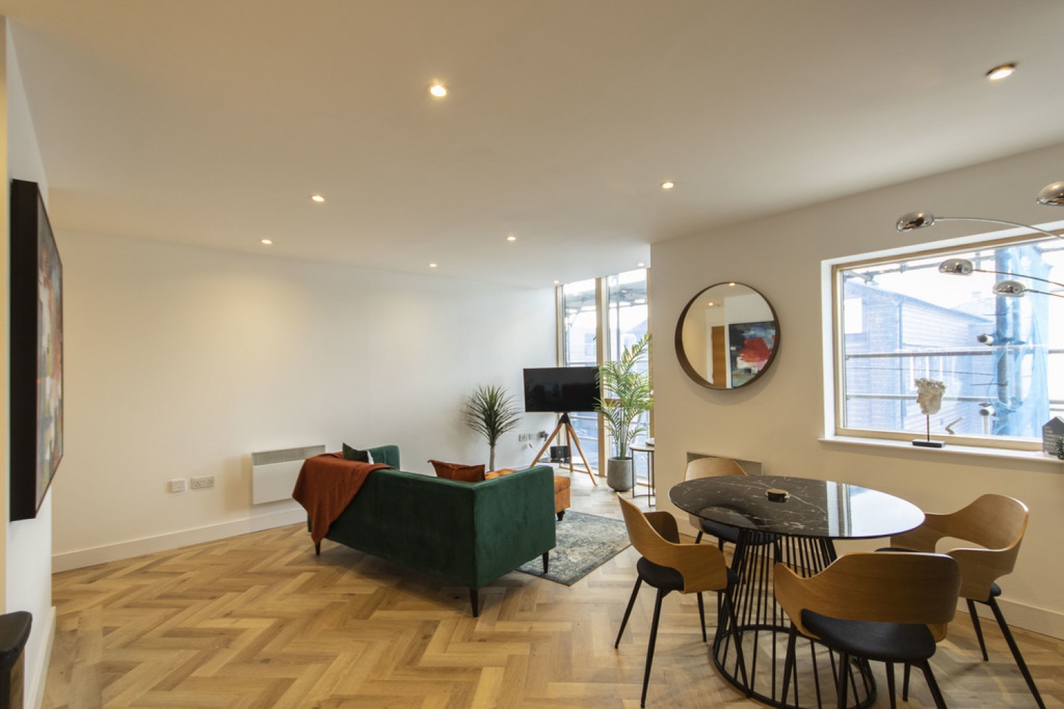 1 bedroom Flat for Letting Canal Wharf, Waterfront Walk, Birmingham, B1