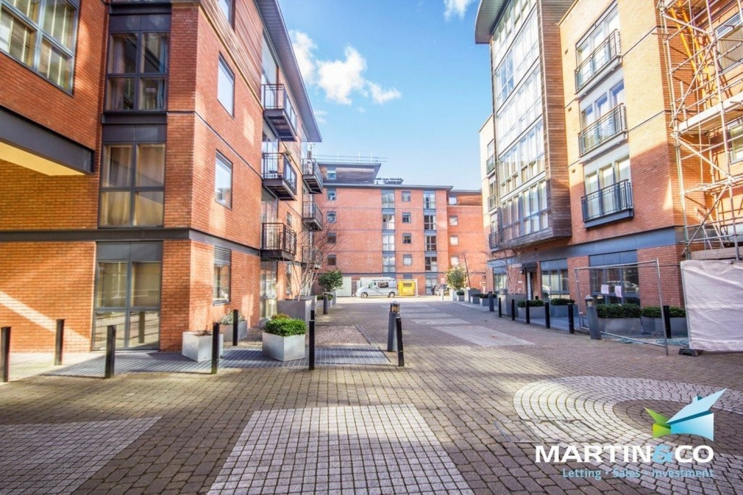1 bedroom Flat for Letting Canal Wharf, Waterfront Walk, Birmingham, B1