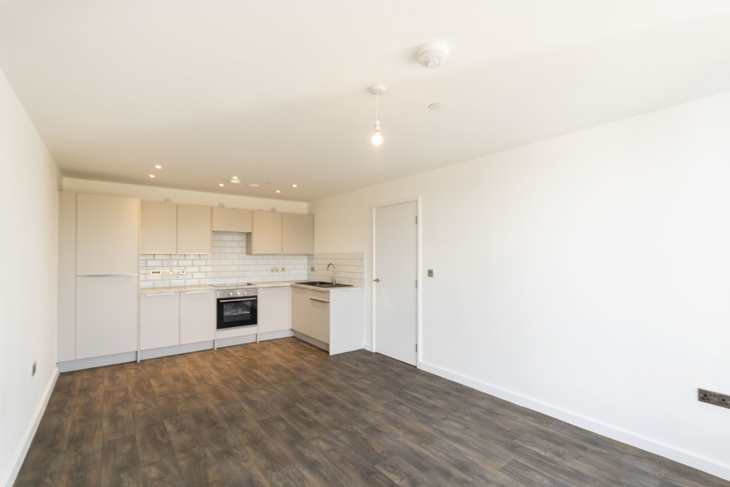 2 bedroom Flat for Letting Moseley Gardens, Moseley Street, Digbeth, B12