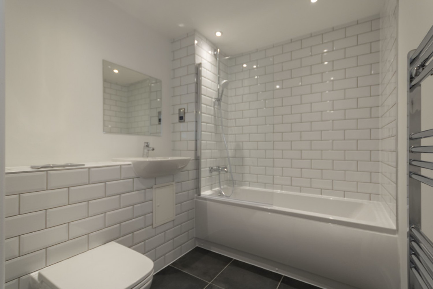 2 bedroom Flat for Letting Moseley Gardens, Moseley Street, Digbeth, B12