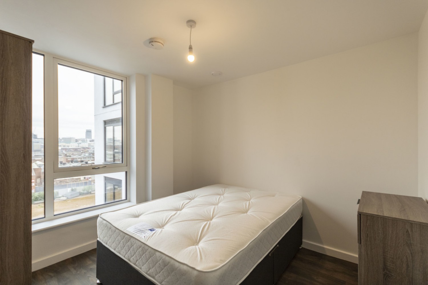 2 bedroom Flat for Letting Moseley Gardens, Moseley Street, Digbeth, B12