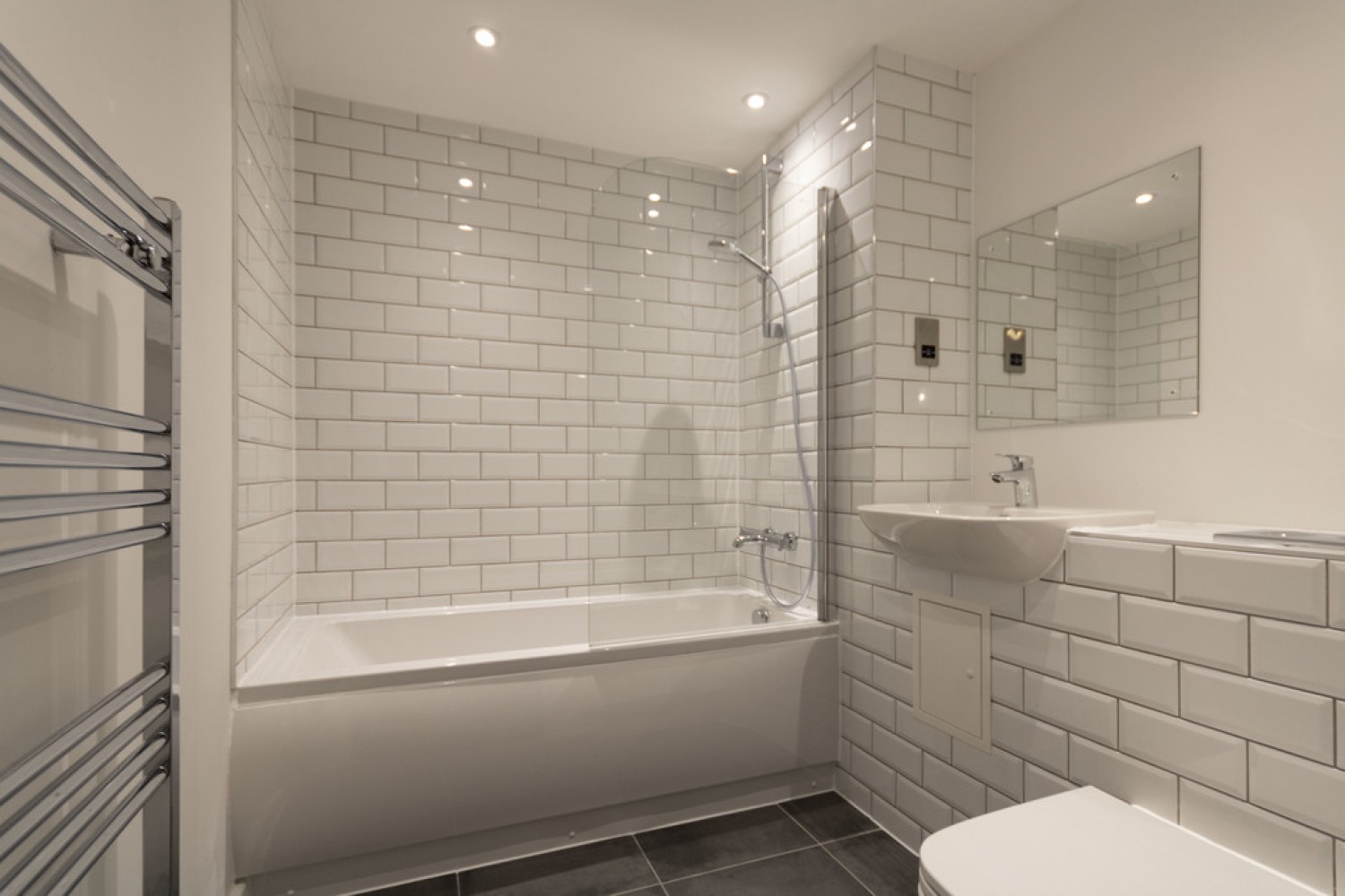 2 bedroom Flat for Letting Moseley Gardens, Moseley Street, Digbeth, B12