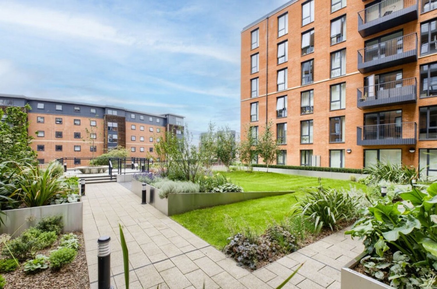 2 bedroom Flat for Letting The Lancaster, Snow Hill Wharf, Shadwell Street, Birmingham, B4