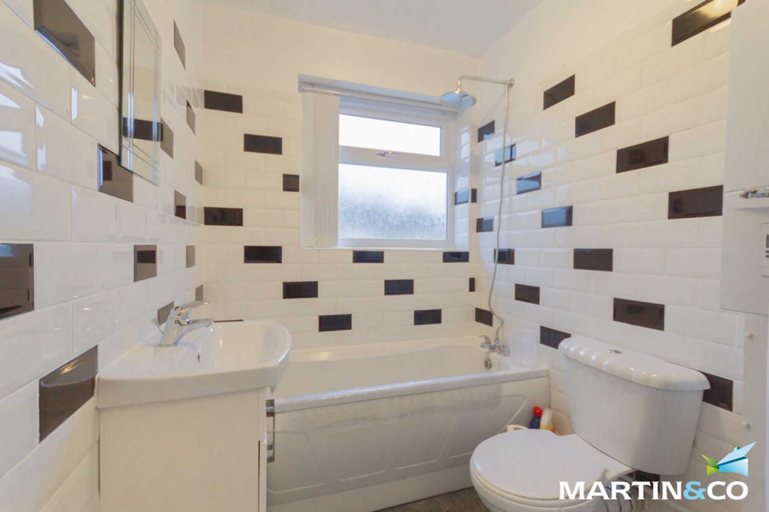 3 bedroom House for Letting Edenhurst Road, Longbridge, B31