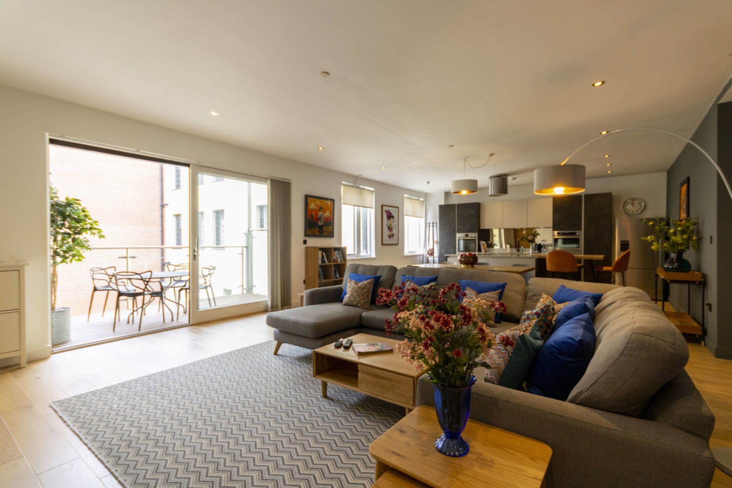 3 bedroom Flat for Letting St Pauls Chambers, Caroline Street, off St Pauls Square, Jewellery Quarter, B3