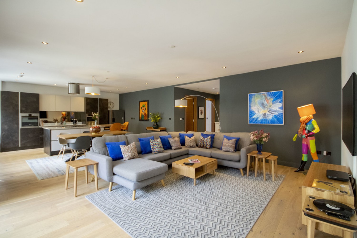 3 bedroom Flat for Letting St Pauls Chambers, Caroline Street, off St Pauls Square, Jewellery Quarter, B3